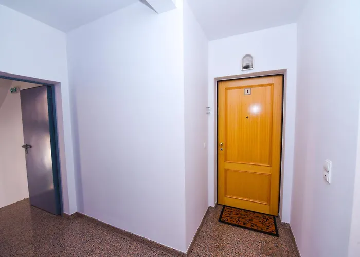 Farinha's Апартаменты